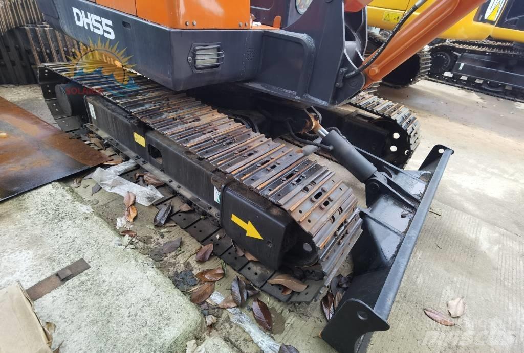Doosan DH55 Pásové rýpadlá