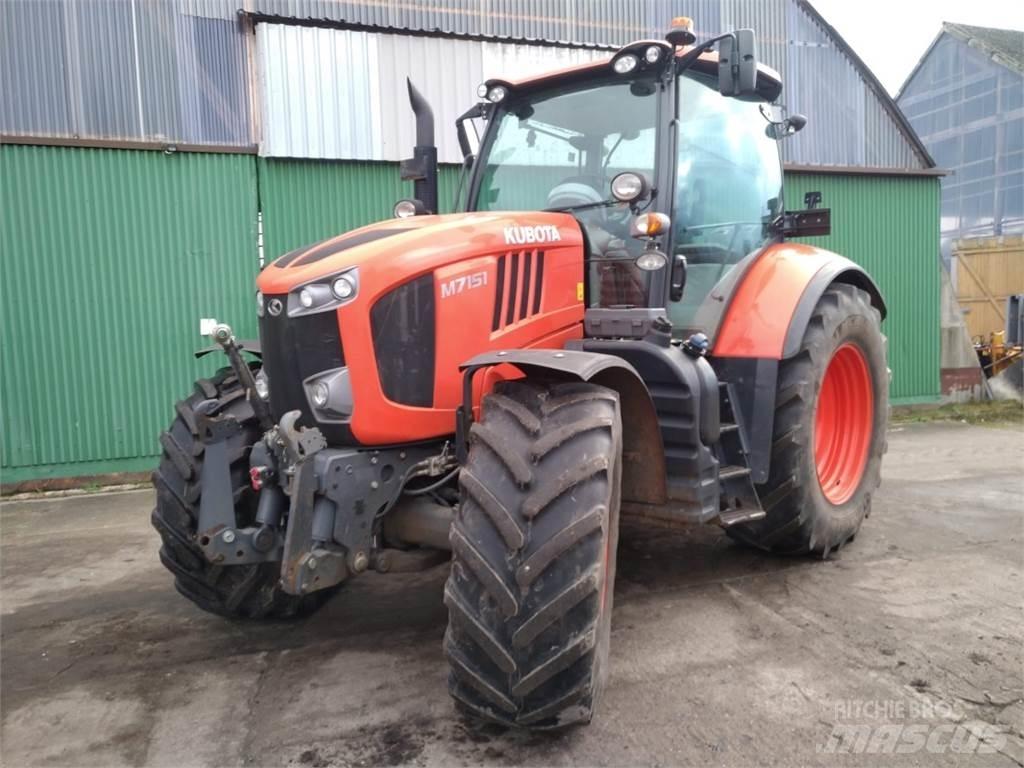 Kubota M7151 Traktory