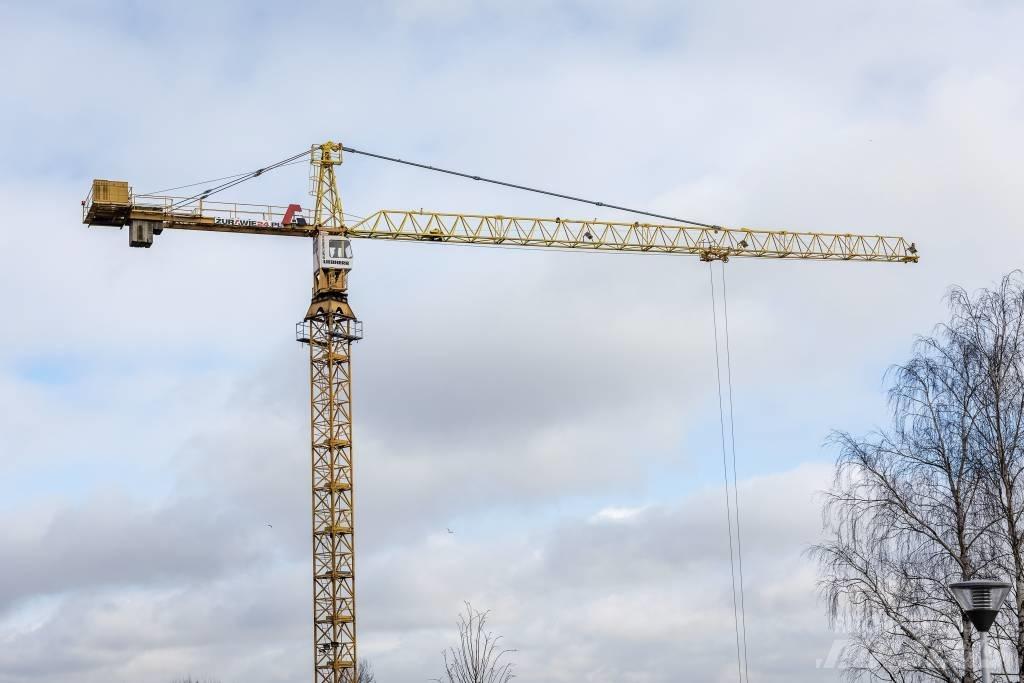 Liebherr 120HC Stavebné žeriavy