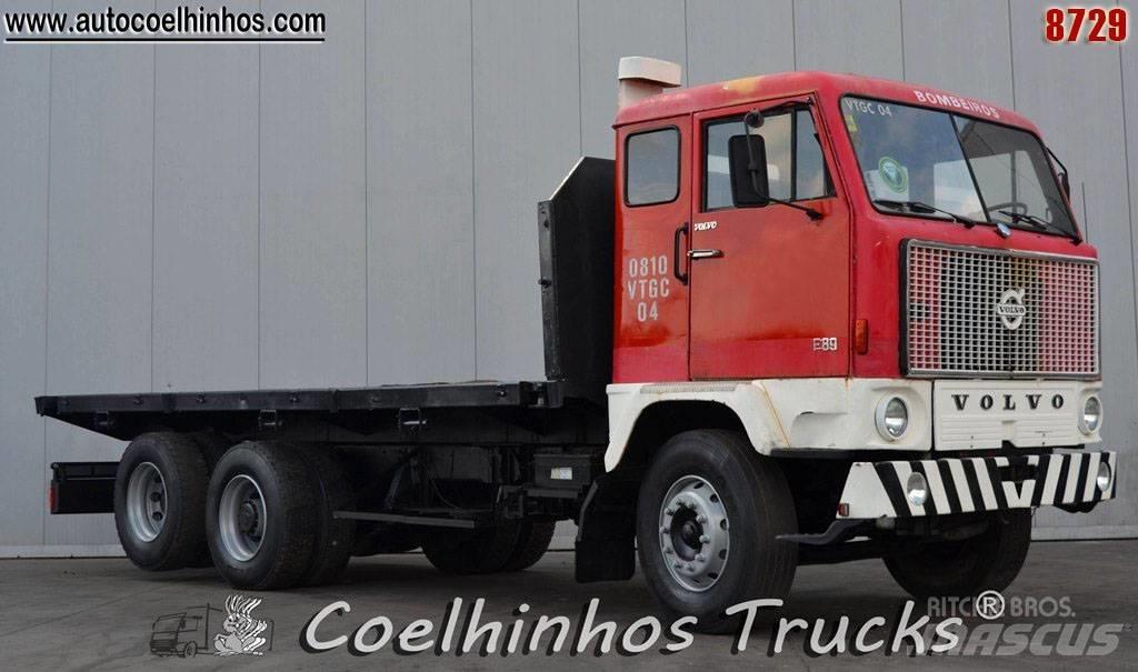 Volvo F89-42 (6x2) Plošinové nákladné automobily/nákladné automobily so sklápacími bočnicami