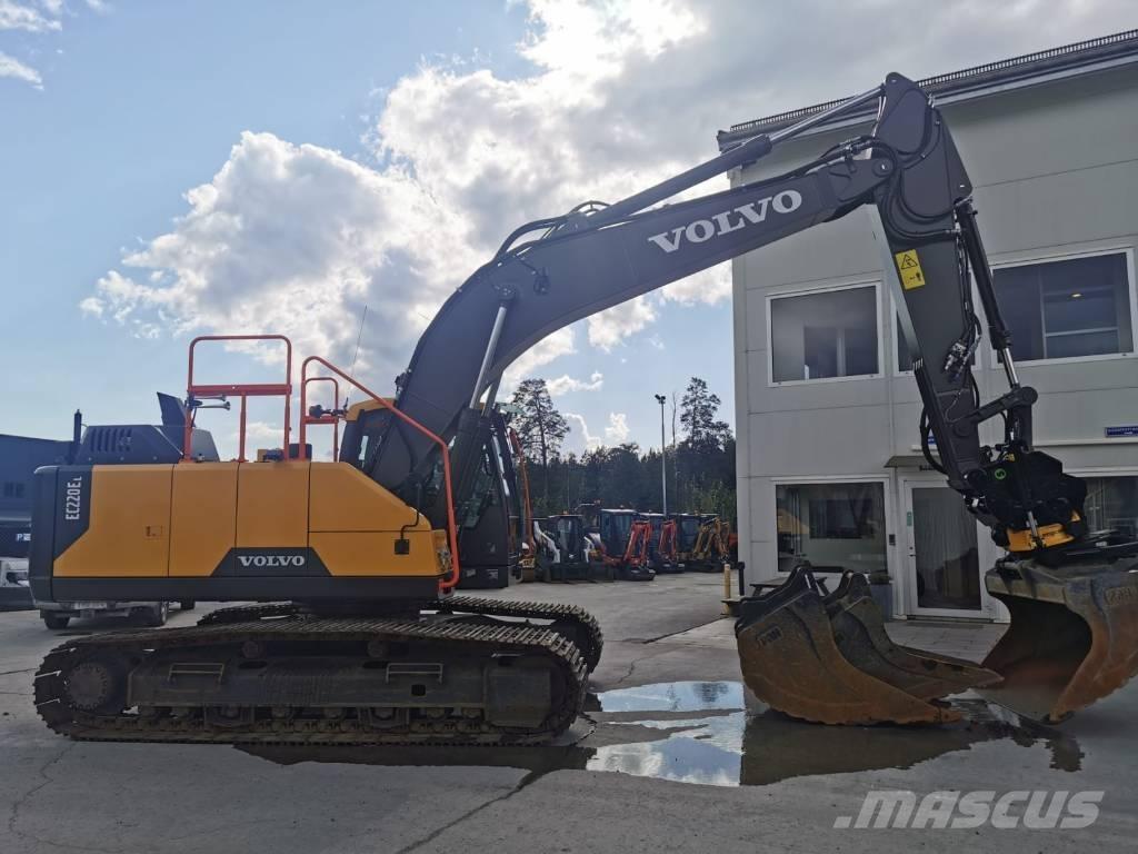 Volvo EC 220 E Pásové rýpadlá