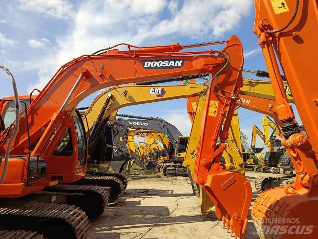 Doosan DX 150 LC Pásové rýpadlá