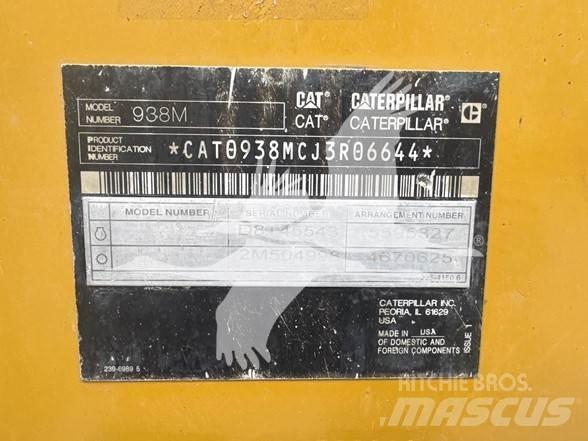 CAT 938M Kolesové nakladače