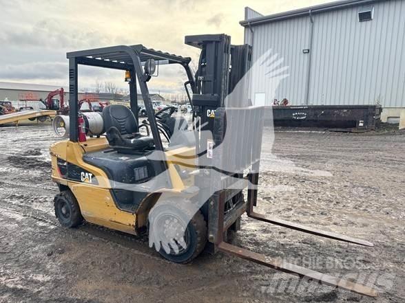 CAT P5000 Dieselové vozíky