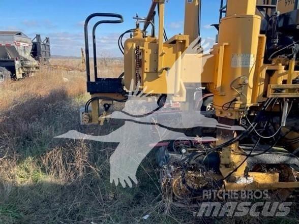 CMI SF2204 Stroje na betónové dlaždice