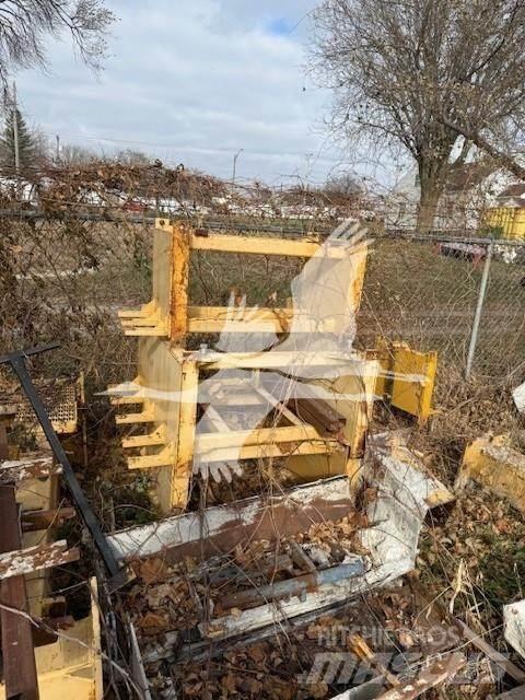  HEM 12-27 SFP Stroje na betónové dlaždice