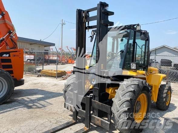 JCB 940 Terénne vysokozdvižné vozíky