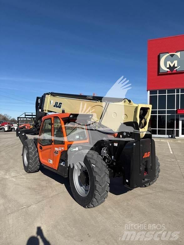 JLG 1255 Teleskopické manipulátory