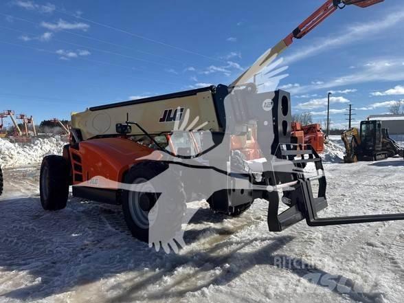 JLG 1255 Teleskopické manipulátory