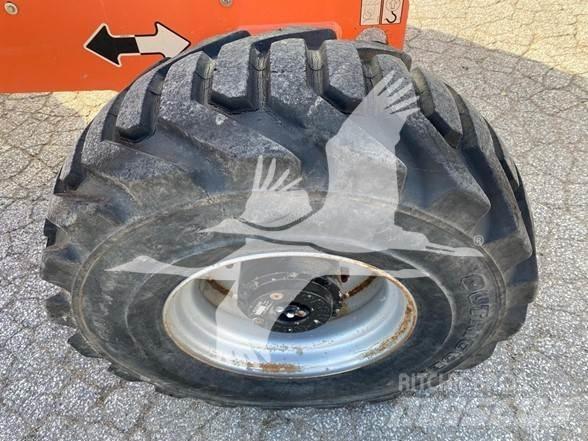 JLG 400S Teleskopické plošiny
