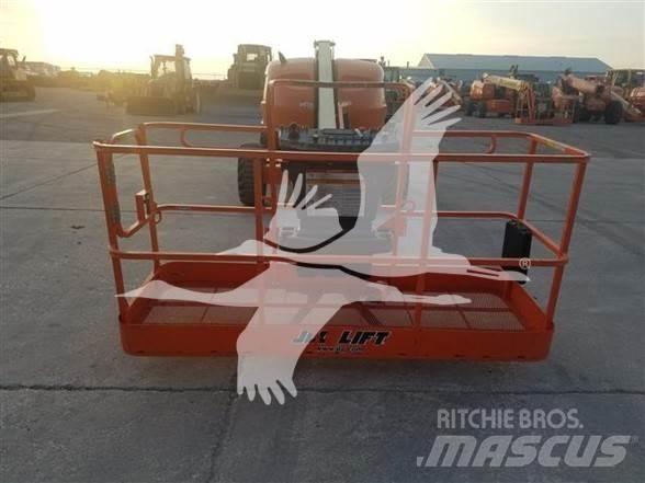 JLG 400S Teleskopické plošiny