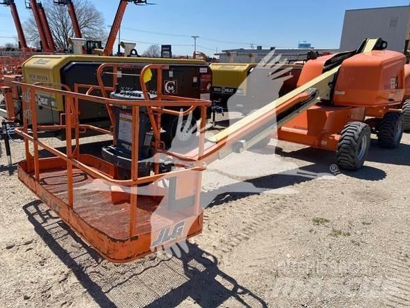 JLG 400S Teleskopické plošiny