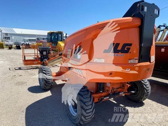 JLG 400S Teleskopické plošiny