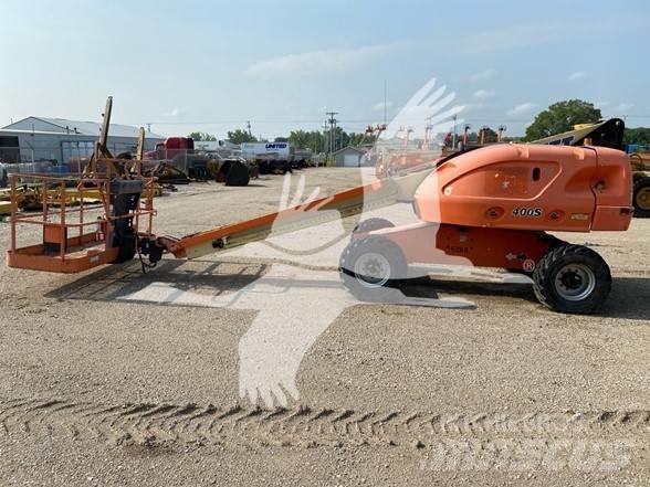 JLG 400S Teleskopické plošiny