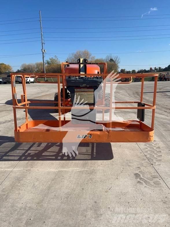 JLG 400S Teleskopické plošiny