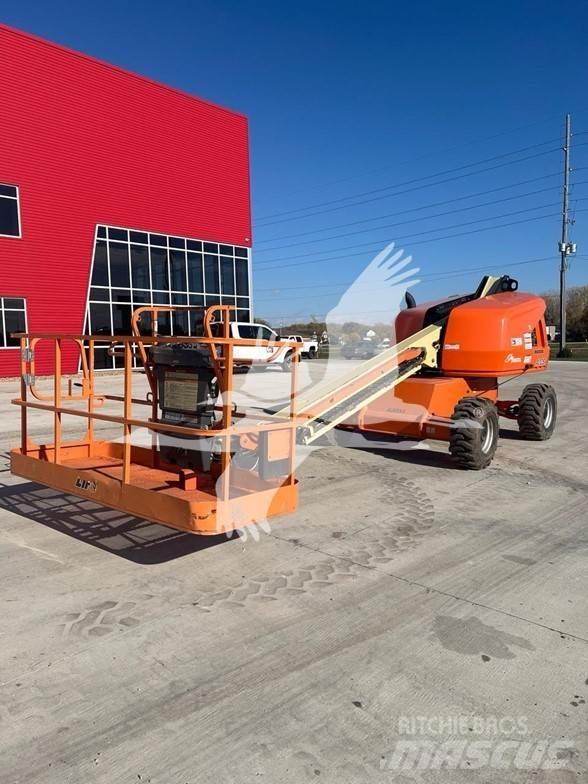 JLG 400S Teleskopické plošiny