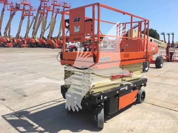 JLG 4045R Nožnicové zdvíhacie plošiny
