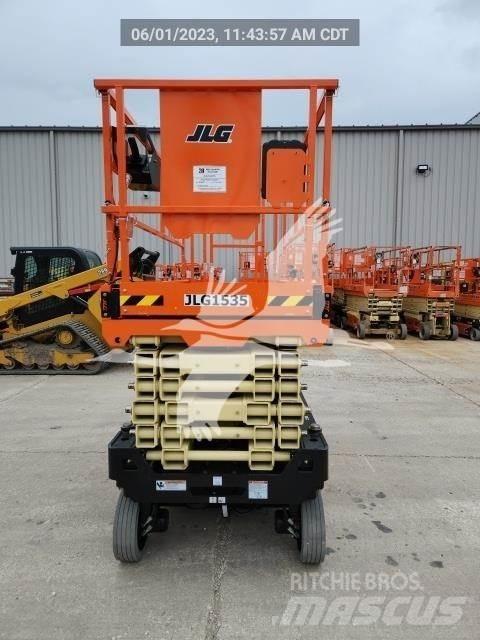 JLG 4045R Nožnicové zdvíhacie plošiny