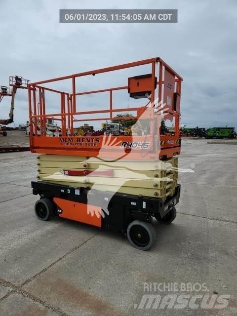 JLG 4045R Nožnicové zdvíhacie plošiny