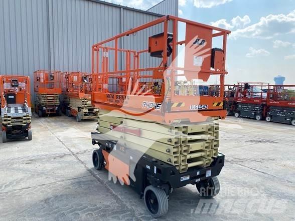 JLG 4045R Nožnicové zdvíhacie plošiny