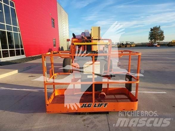 JLG 450AJ Kĺbové plošiny