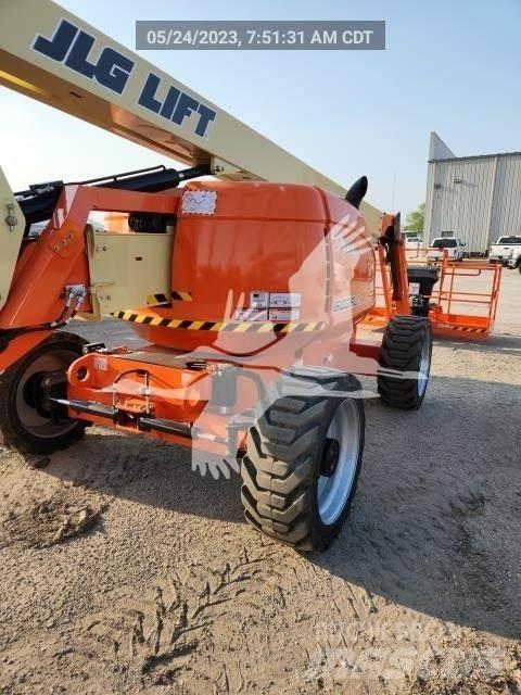 JLG 600AJ Kĺbové plošiny