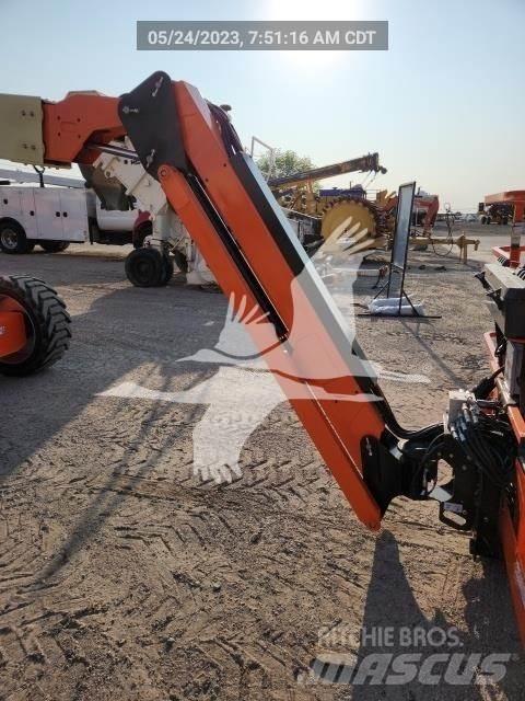 JLG 600AJ Kĺbové plošiny