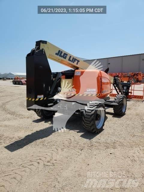 JLG 600AJ Kĺbové plošiny