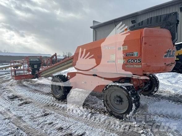 JLG 600S Teleskopické plošiny