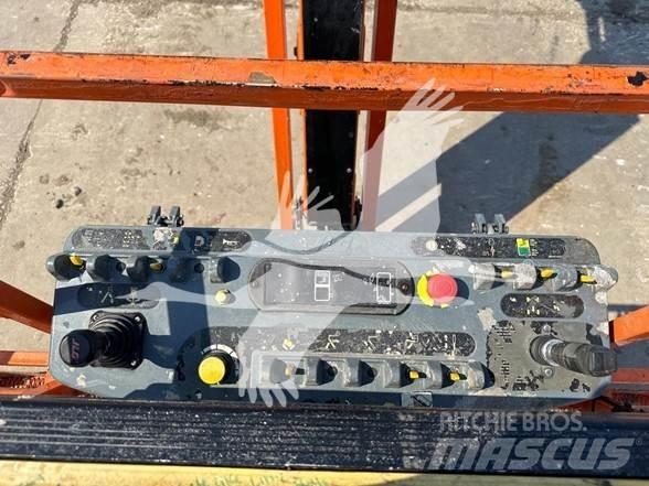 JLG 660SJ Teleskopické plošiny
