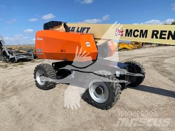 JLG 660SJ Teleskopické plošiny