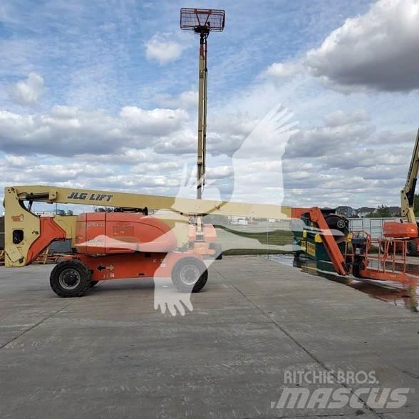 JLG 800AJ Kĺbové plošiny