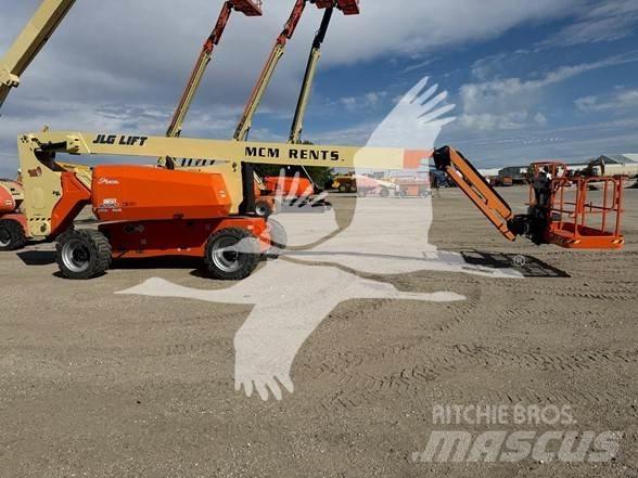 JLG 800AJ Kĺbové plošiny