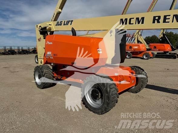 JLG 800AJ Kĺbové plošiny