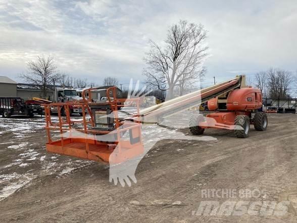 JLG 800S Teleskopické plošiny