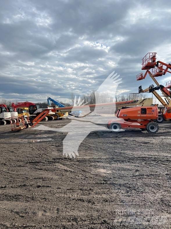 JLG 860SJ Teleskopické plošiny