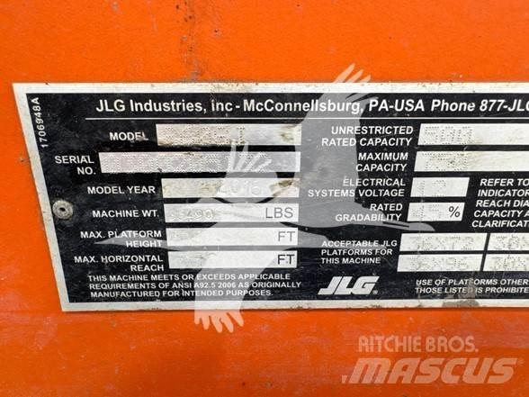 JLG 860SJ Teleskopické plošiny