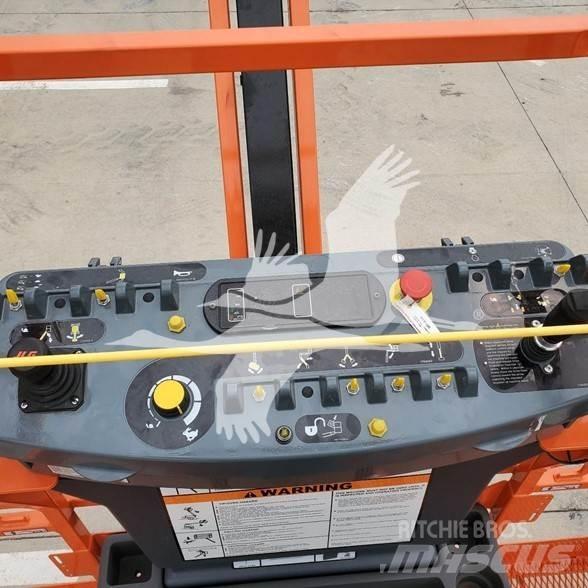 JLG EC600SJP Teleskopické plošiny