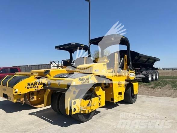 Sakai GW754 Pneumatikové valce