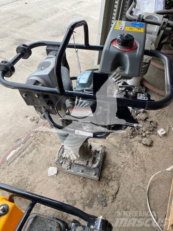 Sakai RS65 Vlečné vibračné valce