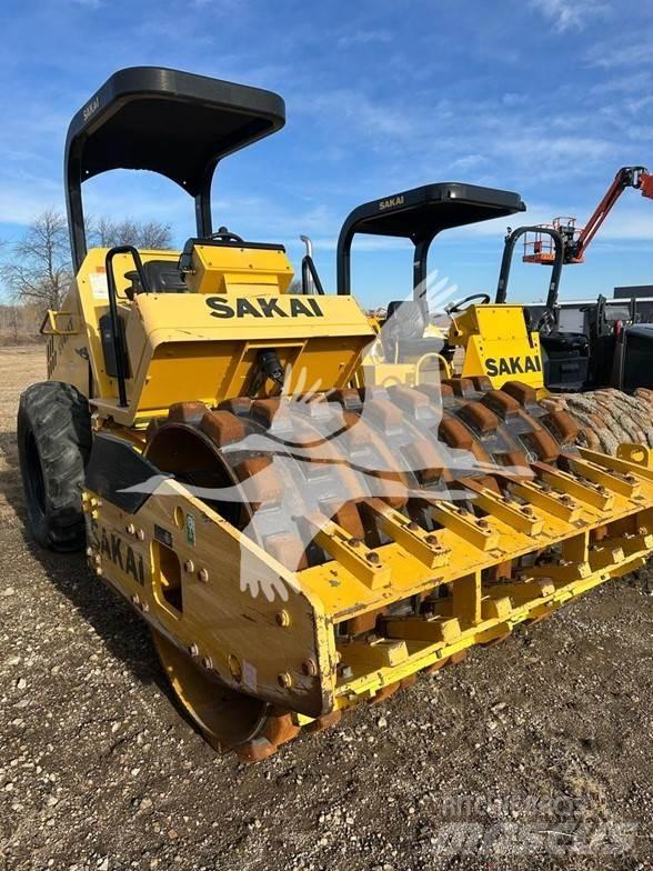 Sakai SV414T Ťahačové valce