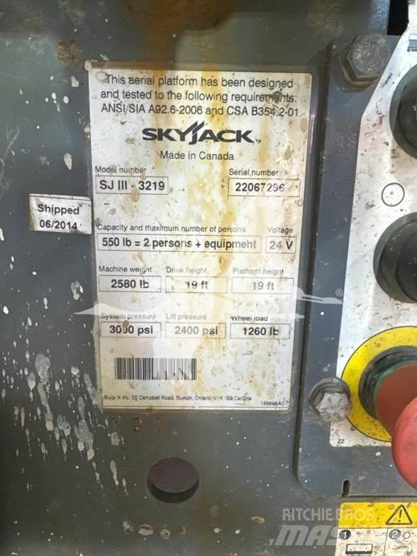 SkyJack SJ3219 Nožnicové zdvíhacie plošiny