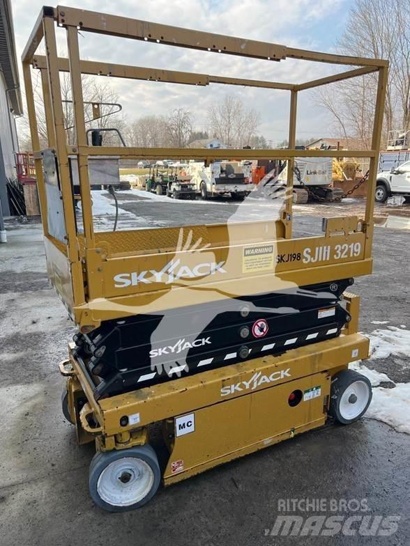 SkyJack SJ3219 Nožnicové zdvíhacie plošiny