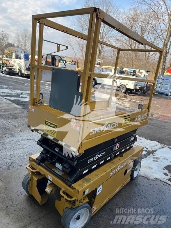 SkyJack SJ3219 Nožnicové zdvíhacie plošiny
