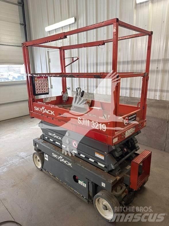 SkyJack SJ3219 Nožnicové zdvíhacie plošiny