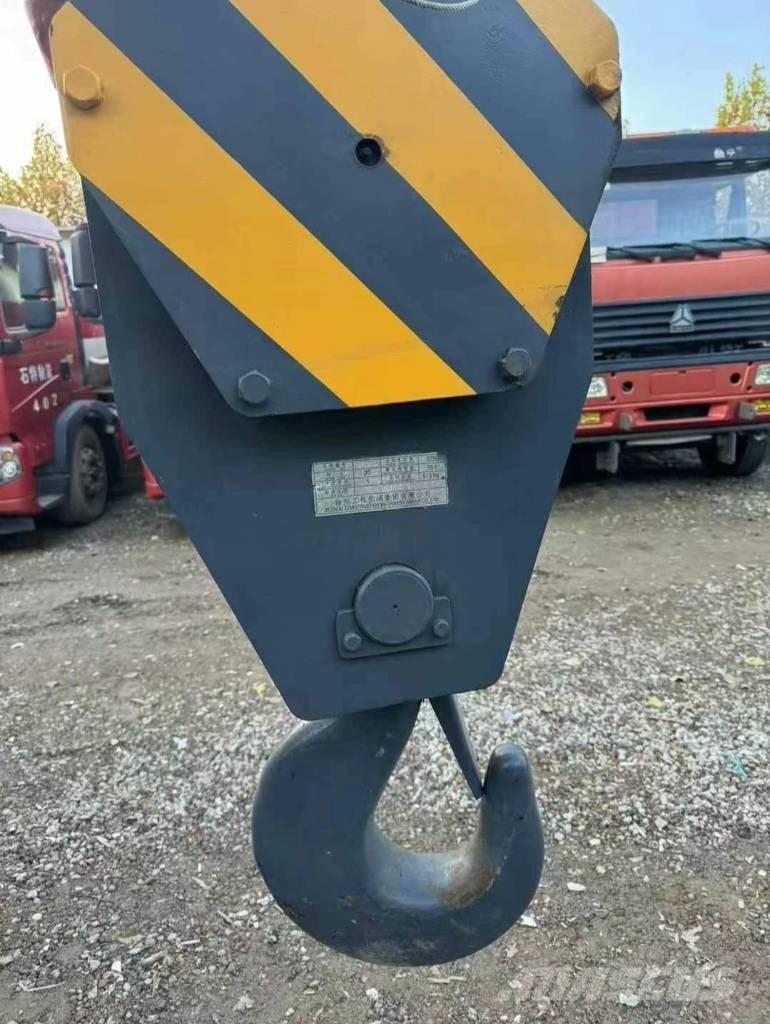 XCMG QY 50 K A Univerzálne terénne žeriavy