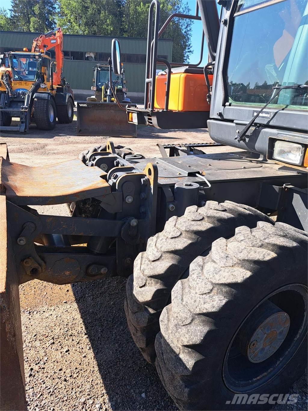 Doosan DX170W-5 Kolesové rýpadlá
