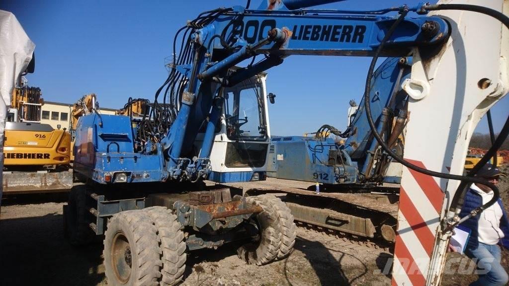 Liebherr A900 Kolesové rýpadlá