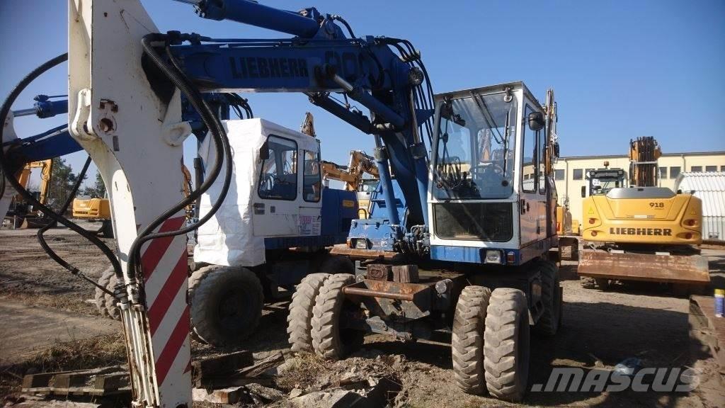 Liebherr A900 Kolesové rýpadlá