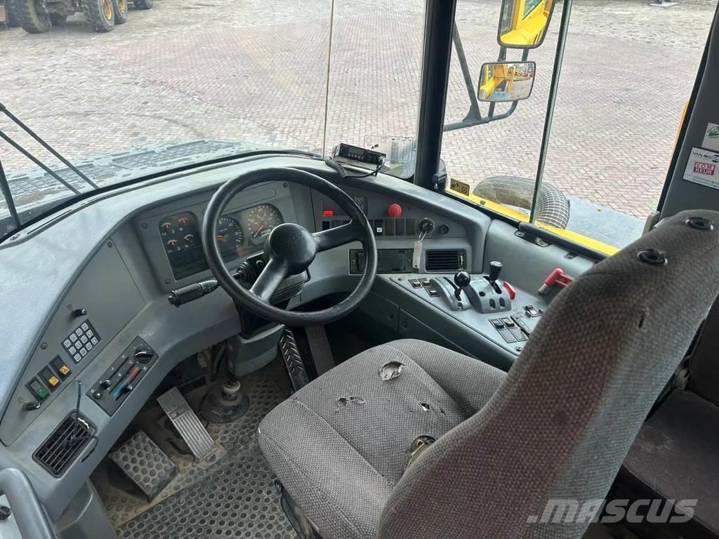 Volvo A25D Kĺbové nákladné autá